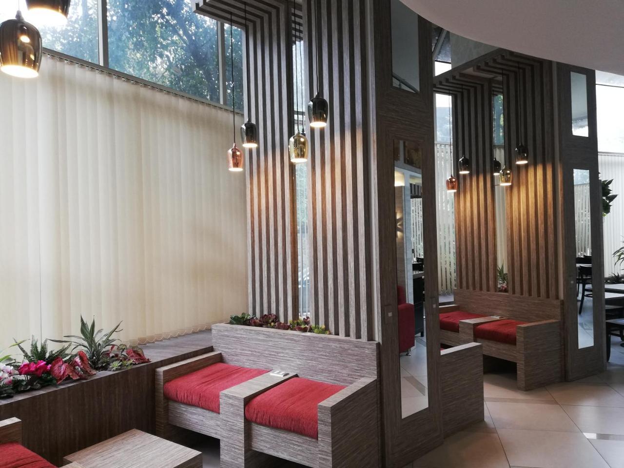 Hotel Montecarlo Santiago Exterior photo